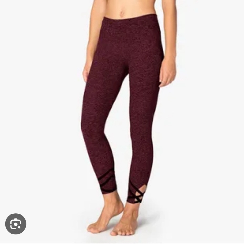 Beyond Yoga Space Dye Black & Red Strappy Ballet Leggings Small